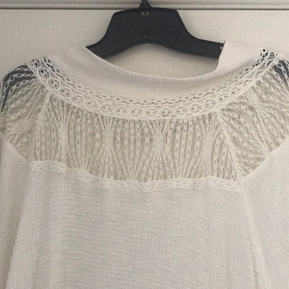 Free people long sleeve with lace - Picture 2 of 5